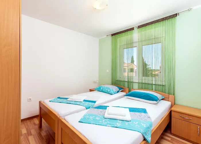 Dragan K1 - A2 Second Floor - Mpolo